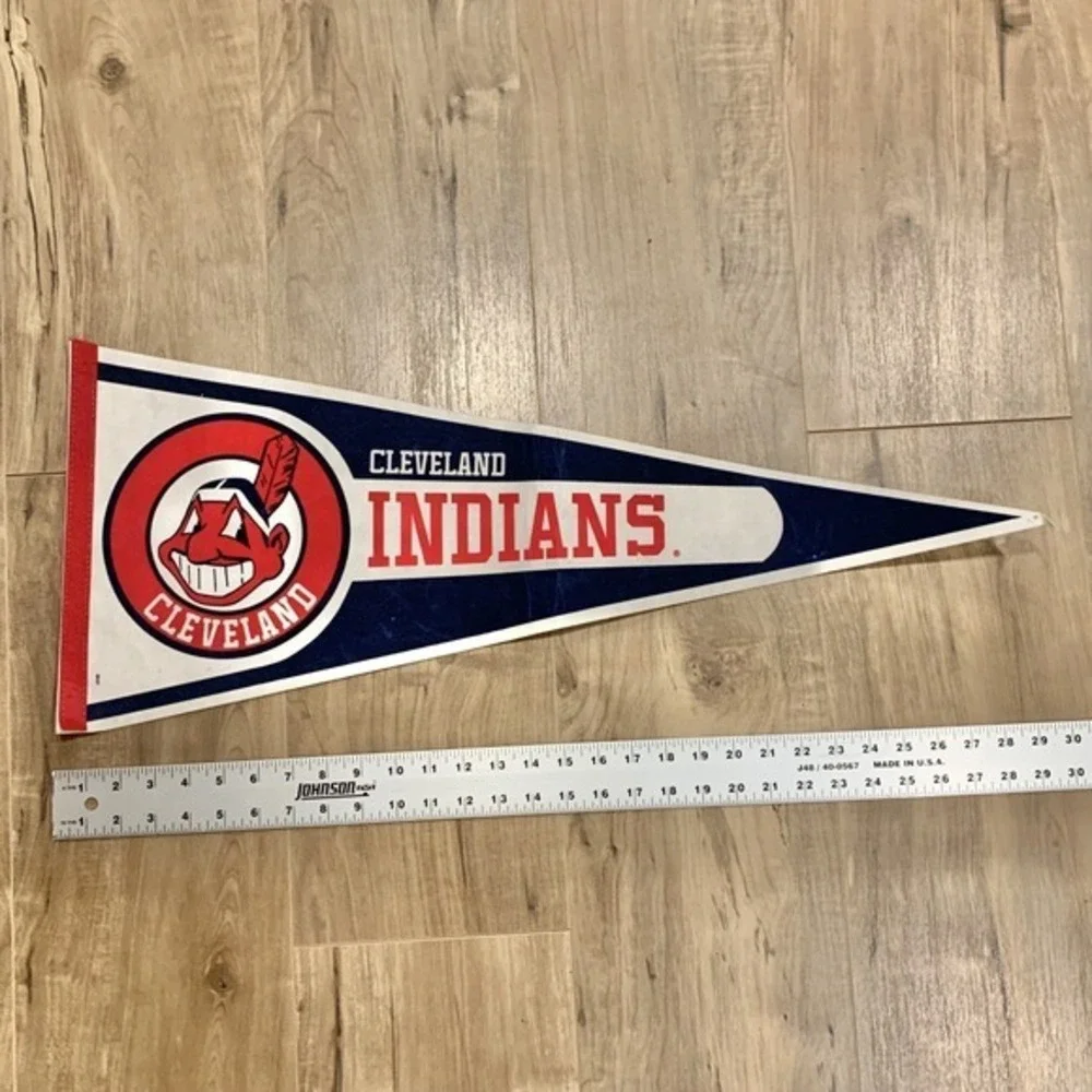 Indians Vintage Defunct Circa 1980's Style #2 Team Logo Pennant MLB Baseball‎